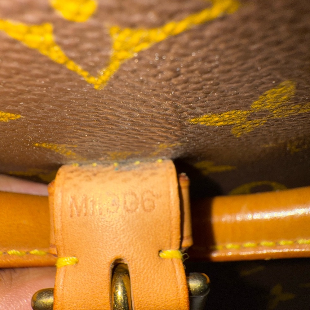 Louis Vuitton Rivoli Monogram Briefcase - Picture 7 of 13